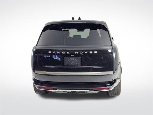 2025 Land Rover Range Rover P400 SE