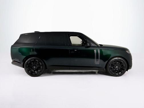 2025 Land Rover Range Rover P530 SE 7 Seat