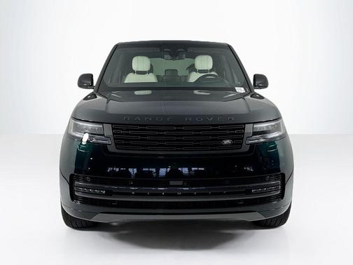 2025 Land Rover Range Rover P530 SE 7 Seat