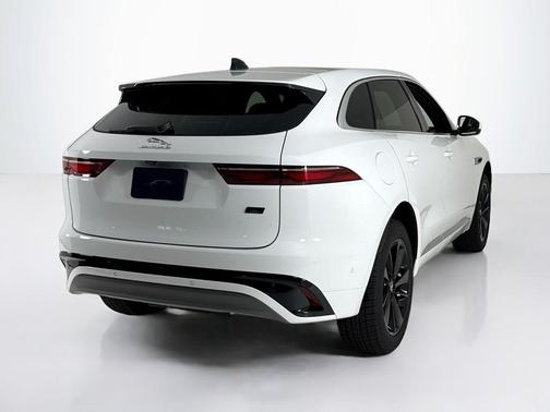 2026 Jaguar F-PACE P250 R-Dynamic S