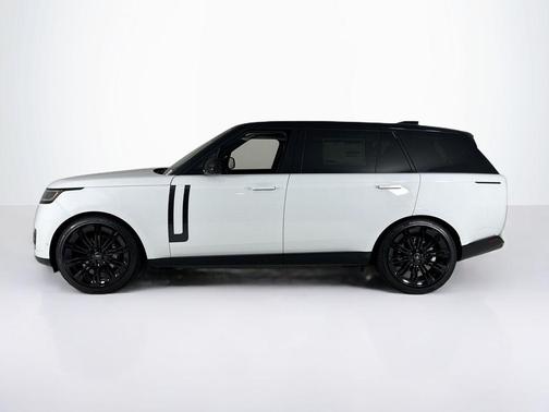 2025 Land Rover Range Rover P400 SE 7 Seat