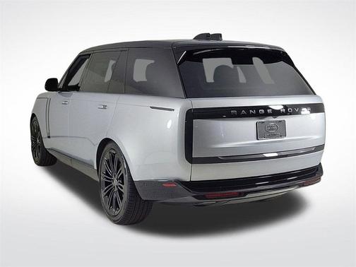 2025 Land Rover Range Rover P400 SE 7 Seat