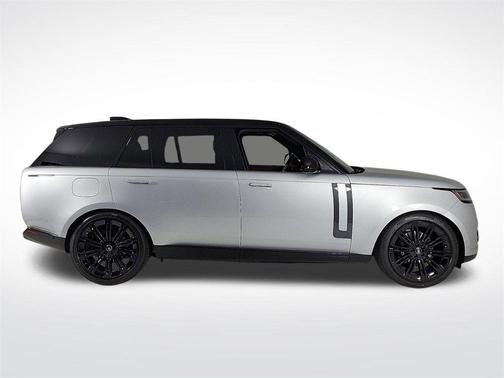 2025 Land Rover Range Rover P400 SE 7 Seat