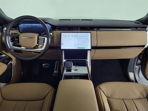 2025 Land Rover Range Rover P400 SE 7 Seat