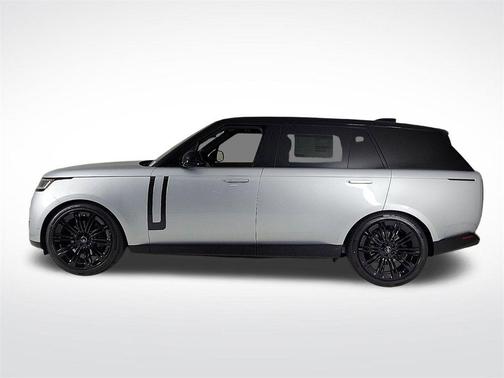 2025 Land Rover Range Rover P400 SE 7 Seat