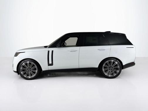 2025 Land Rover Range Rover P400 SE