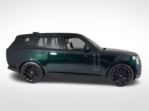 2025 Land Rover Range Rover P530 SE