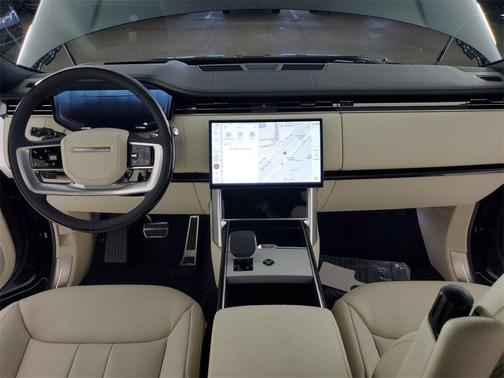 2025 Land Rover Range Rover P530 SE