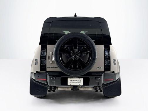 2023 Land Rover Defender 110 V8