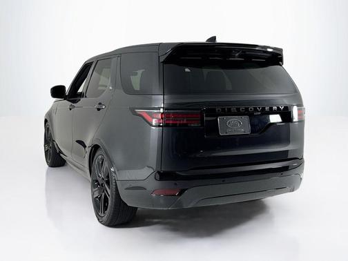 2024 Land Rover Discovery P360 Dynamic SE