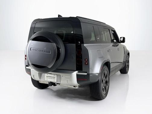 2024 Land Rover Defender P300