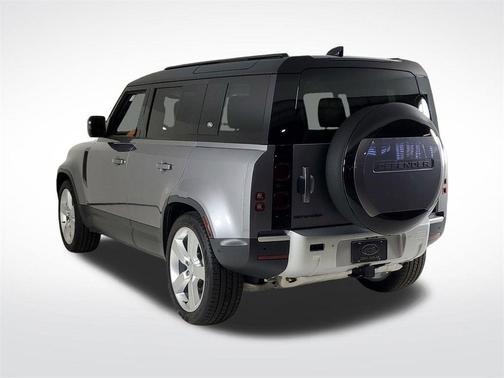 2024 Land Rover Defender P300