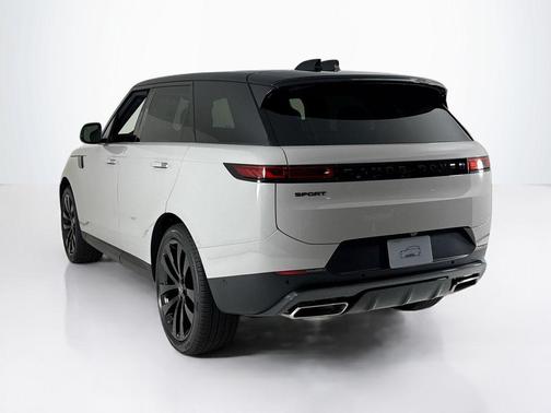 2025 Land Rover Range Rover Sport P360 SE