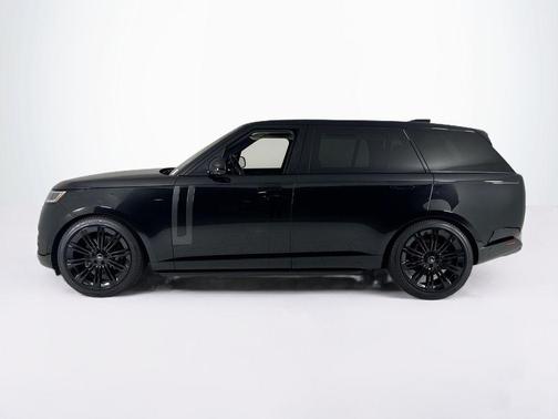 2023 Land Rover Range Rover P400 SE
