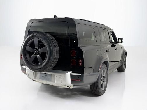 2025 Land Rover Defender P300 S