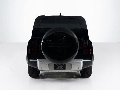 2025 Land Rover Defender P300