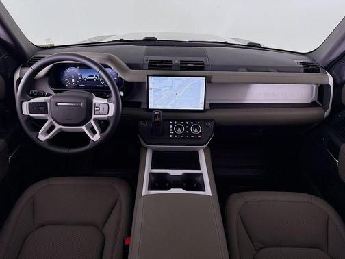 2025 Land Rover Defender P500 X-Dynamic SE