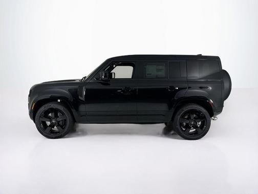2025 Land Rover Defender P500 X-Dynamic SE