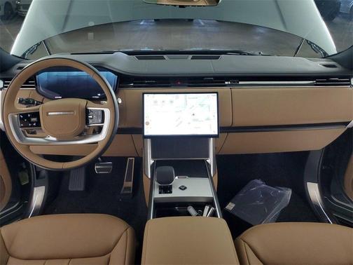 2025 Land Rover Range Rover P530 SE