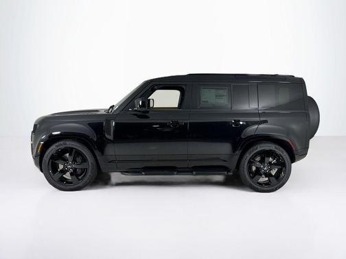2025 Land Rover Defender P400 X-Dynamic SE