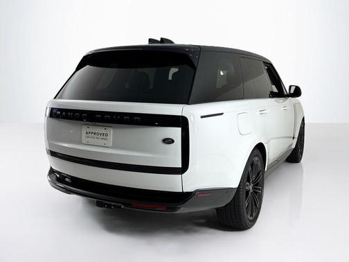 2023 Land Rover Range Rover P400 SE