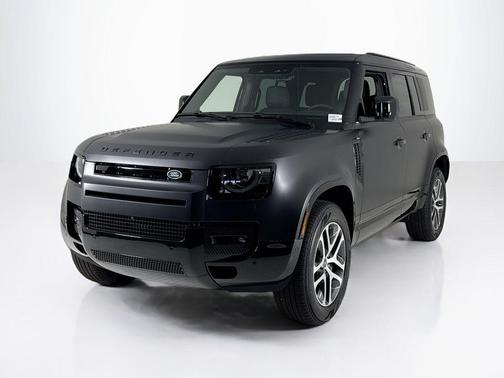 2025 Land Rover Defender P400 X-Dynamic SE
