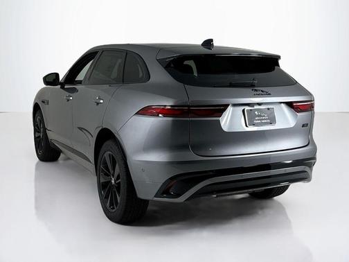 2026 Jaguar F-PACE P250 R-Dynamic S