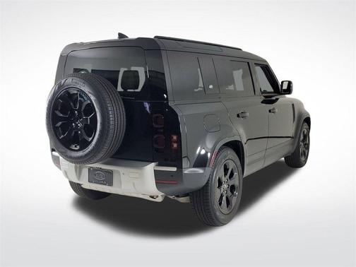 2024 Land Rover Defender P400 S