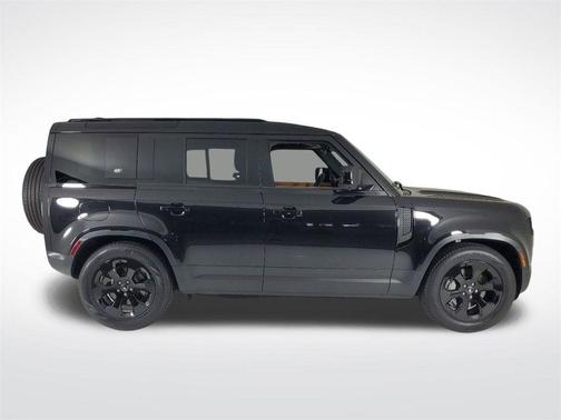 2024 Land Rover Defender P400 S