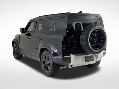 2024 Land Rover Defender P400 S