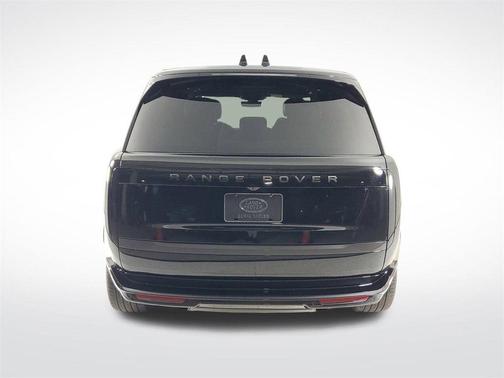 2025 Land Rover Range Rover P530 SE 7 Seat