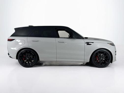 2025 Land Rover Range Rover Sport P460 Dynamic SE