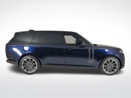 2025 Land Rover Range Rover P530 SE 7 Seat