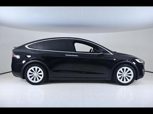 2018 Tesla Model X 75D