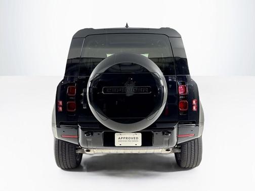 2025 Land Rover Defender P400 X-Dynamic SE