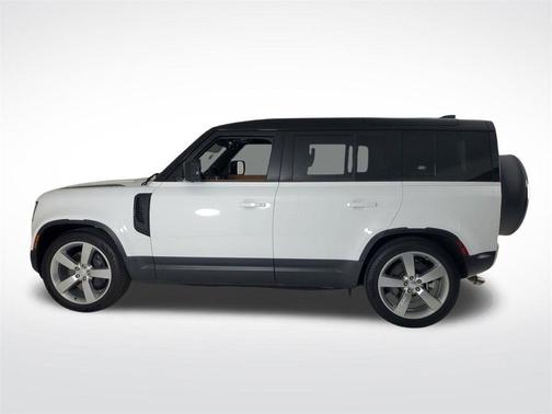 2024 Land Rover Defender P500 SE