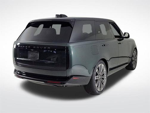 2025 Land Rover Range Rover P530 SE