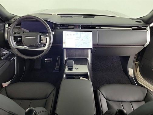 2025 Land Rover Range Rover P400 SE