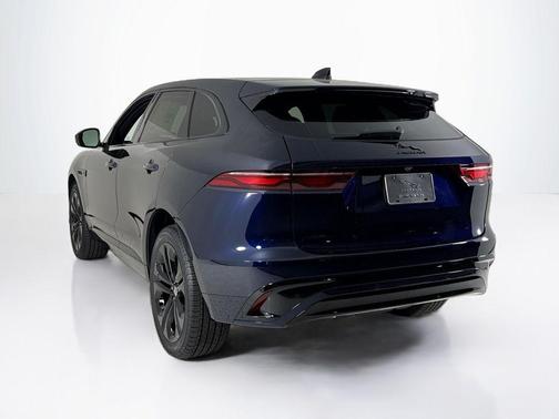 2025 Jaguar F-PACE P250 R-Dynamic S