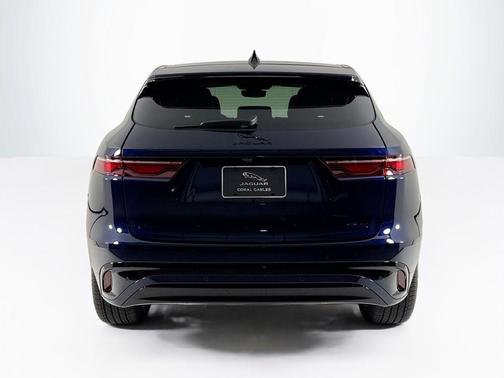 2025 Jaguar F-PACE P250 R-Dynamic S