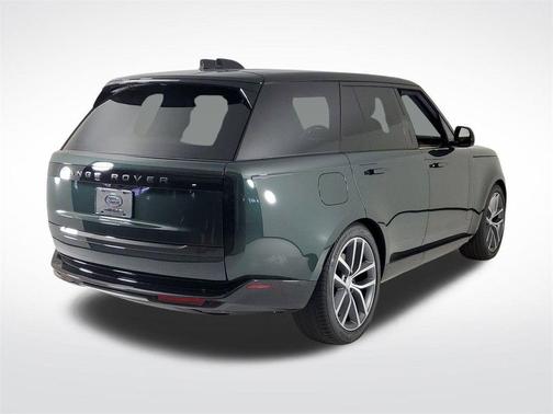 2025 Land Rover Range Rover P550e SE
