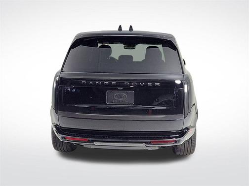 2025 Land Rover Range Rover P550e SE