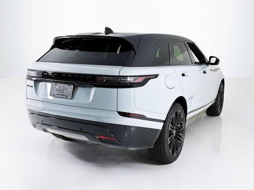 2026 Land Rover Range Rover Velar P250 Dynamic SE