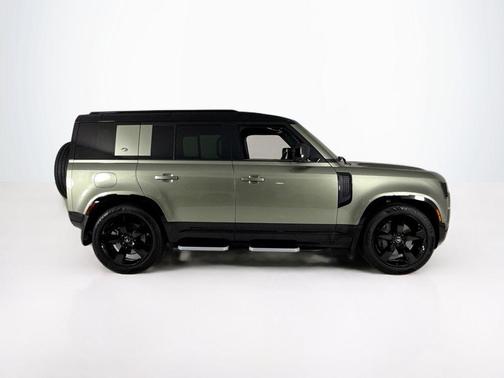 2023 Land Rover Defender 110 X-Dynamic SE