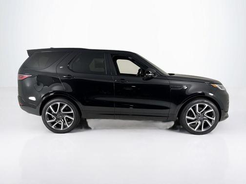 2025 Land Rover Discovery P360 Dynamic SE