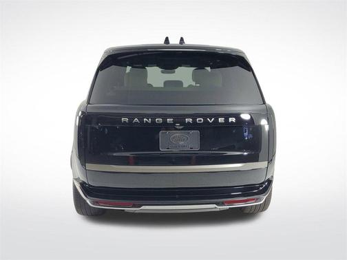 2025 Land Rover Range Rover P400 SE