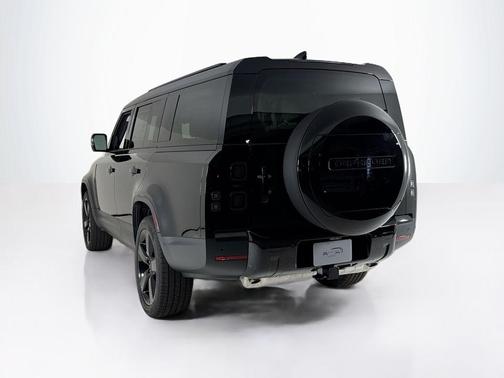 2026 Land Rover Defender P300 S