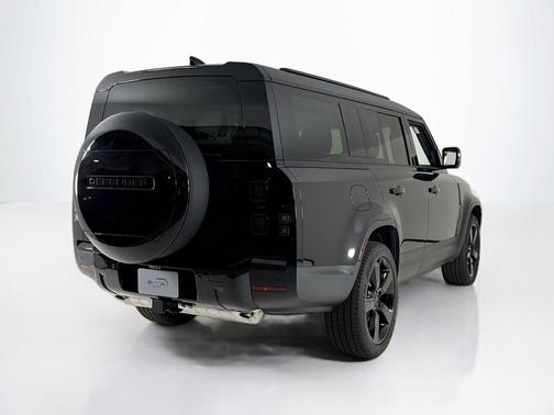 2026 Land Rover Defender P300 S