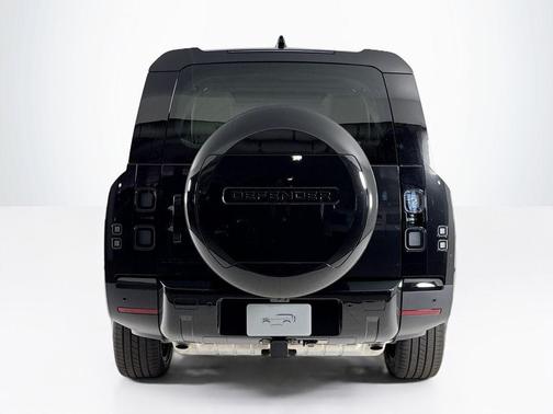 2026 Land Rover Defender P300 S