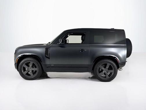 2023 Land Rover Defender 90 Carpathian Edition